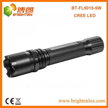 Fábrica de venta al por mayor Handheld Super Brillante caza de camping de metal 5watt Cree recargable llevó el foco de Fast Track linterna antorcha